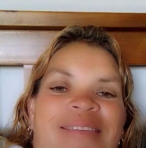 Meet your Posher, Larissa